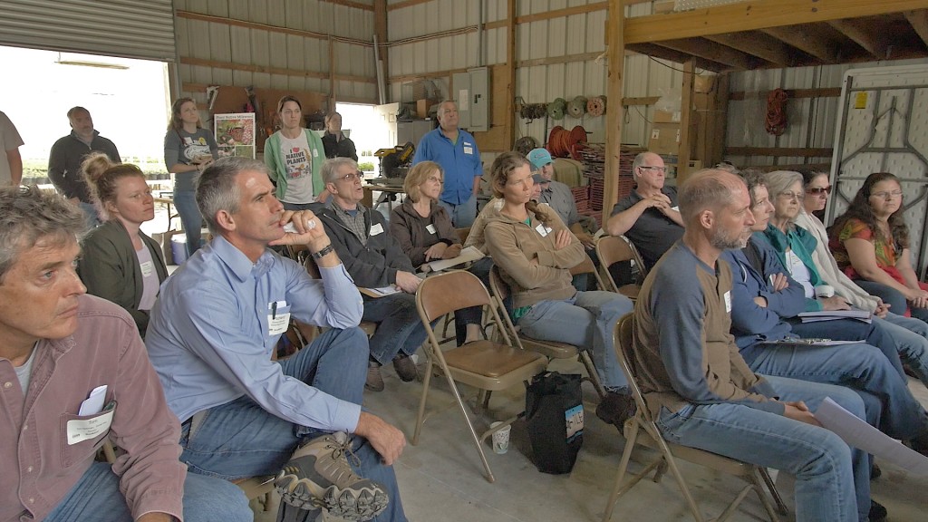 30+ FANN members and three University of Florida students gathered for a growers workshop at Green Seasons Nursery in Parrish. 