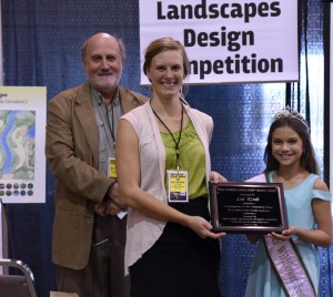 Craig Huegel and a Wildflower Queen present Leah Kindt with her Real Florida Landscape Award.
